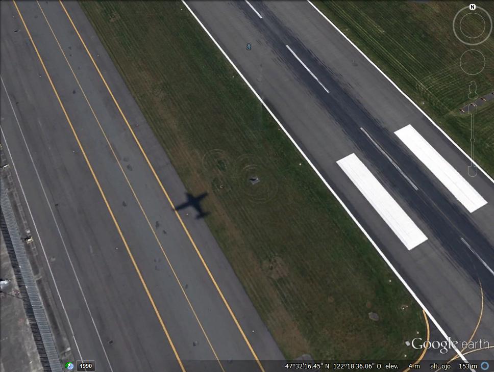 Sombra de un avión, sin avión - Seatle - USA 1 - Avion llegando al Aeropuerto Benito Juarez -Mexico 🗺️ Foro General de Google Earth