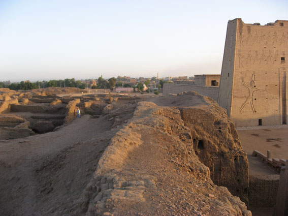 TELL EDFU- Urbanización del antiguo Egipto. 0