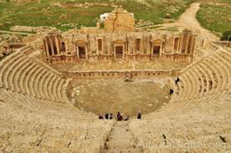 Teatro romano en Petra, Jordania 0