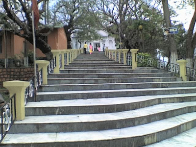 Templo Umananda, Assan, India 0