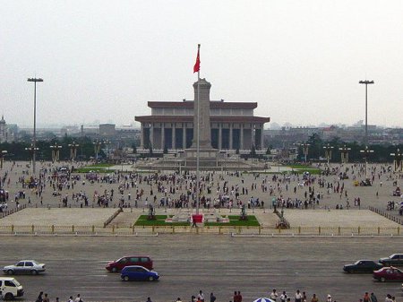 Plaza de Tiananmen (Plaza más grande del mundo) 0