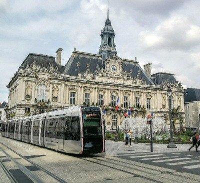 Tours, Centro, Francia 1