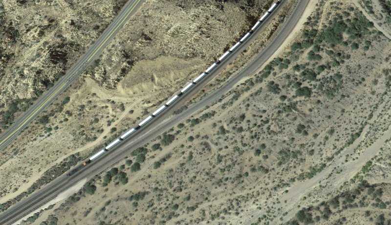 2 km de tren en Valentine, Arizona (junto a Ruta 66) 1