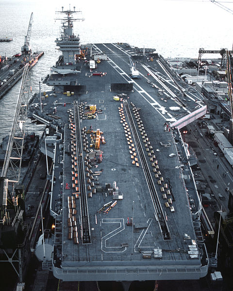 USS Abraham Lincoln en Everett 1 - Colección de Portaaviones