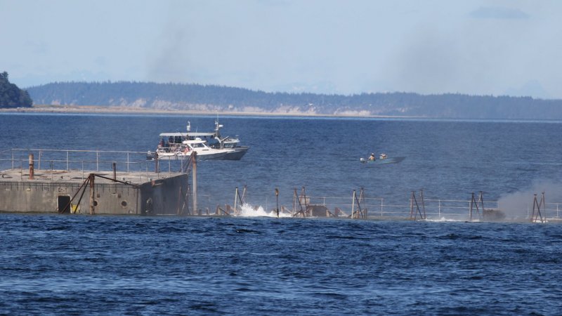 USS YOGN-82 2 - Barcos de hormigón armado (Concreto o Ferrocemento) 🗺️ Foro General de Google Earth