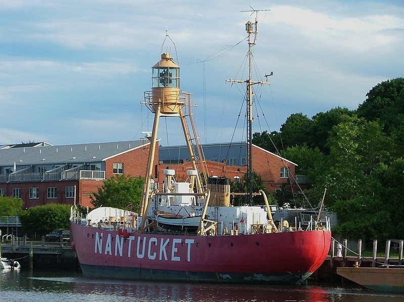 WLV 612 Nantucket 2 1 - Barcos Faro abandonados en Suriname 🗺️ Foro General de Google Earth